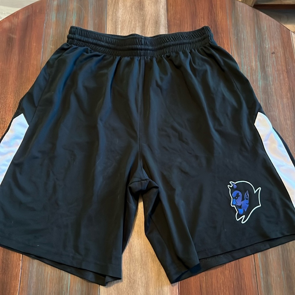 Men’s LG shorts Blue Devils worn twice no snags
